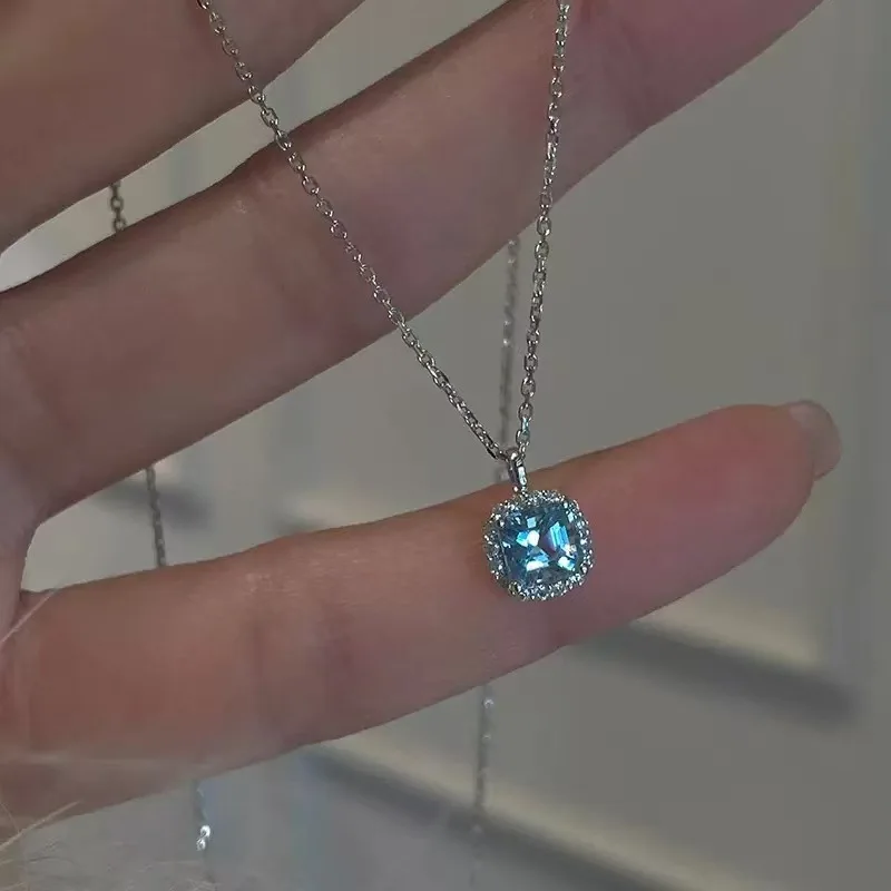2026 New Aquamarine Sugar Cube Necklace, Cool Tone Exquisite Light Luxury Titanium Steel Colorfast Clavicle Chain Jewelry