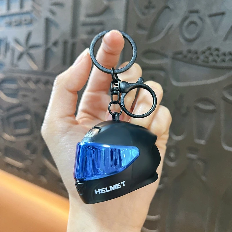 Creative Helmet Keychain, Exquisite and Cute Bag Pendant, Mini Gift, Creative Glowing Helmet Keychain, Exquisite and Cute Bag Pendant, Mini Night Light, Claw Machine Small Gift