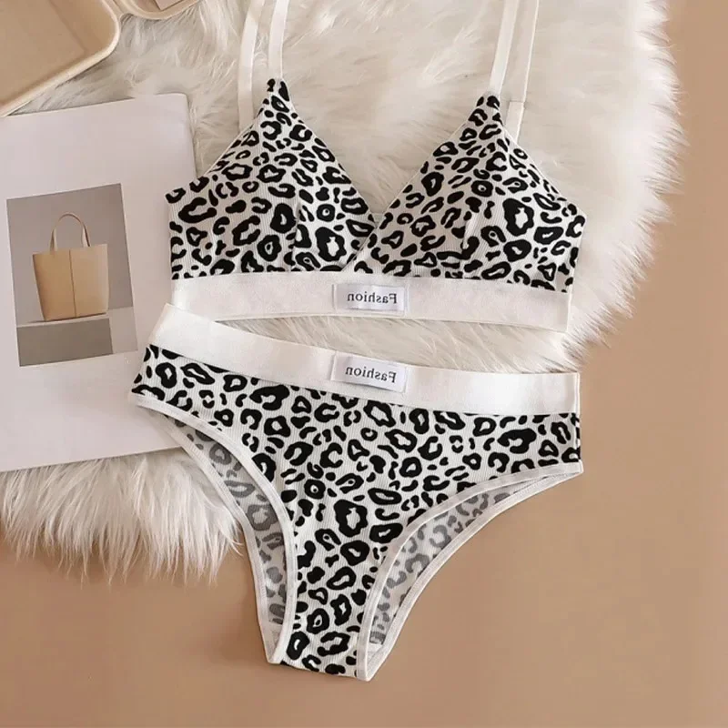 Underwear Set Women's Leopard Print Sexy Bra Adjustable Shoulder Straps Lightweight Breathable Set Underwear Soft Home Pajamas