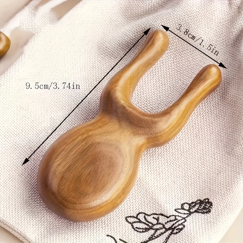 2A golden sandalwood massage comb，Shark-shaped gua sha board，Suitable for the face、Shoulder、Hand and foot massager，Acupoint mass