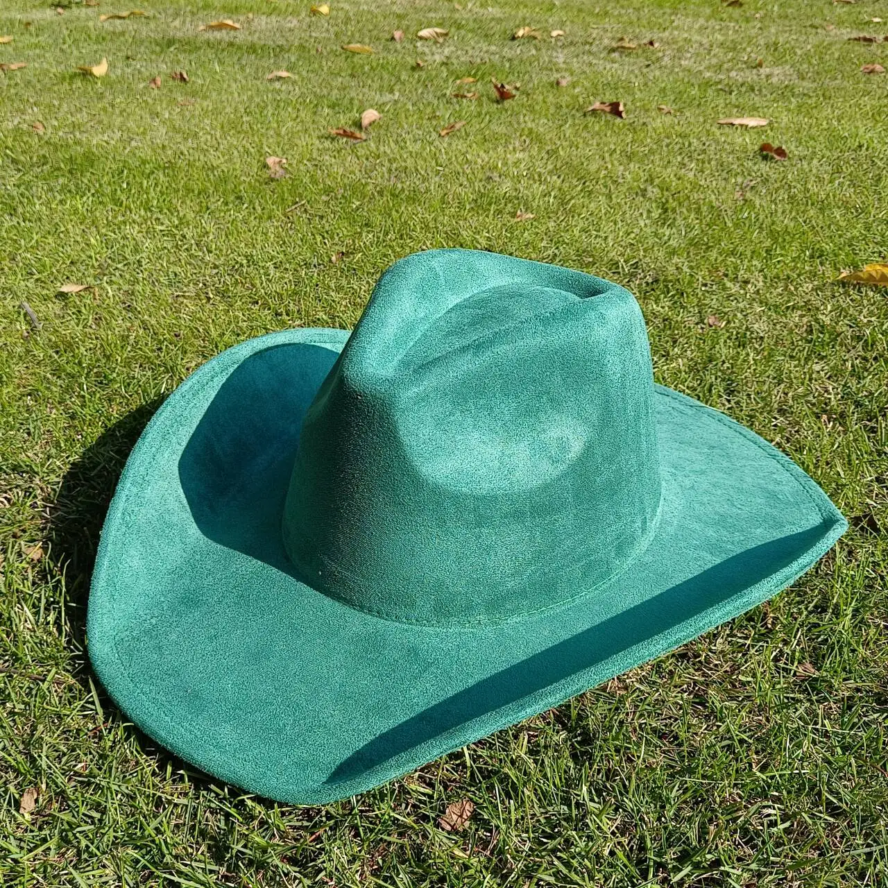 Western Premium Wildleder-Cowboyhut Stilvoller Fedora-Hut aus Wildleder für Damen und Herren Perfekt für festliche Outdoor-Aktivitäten – Detail 17