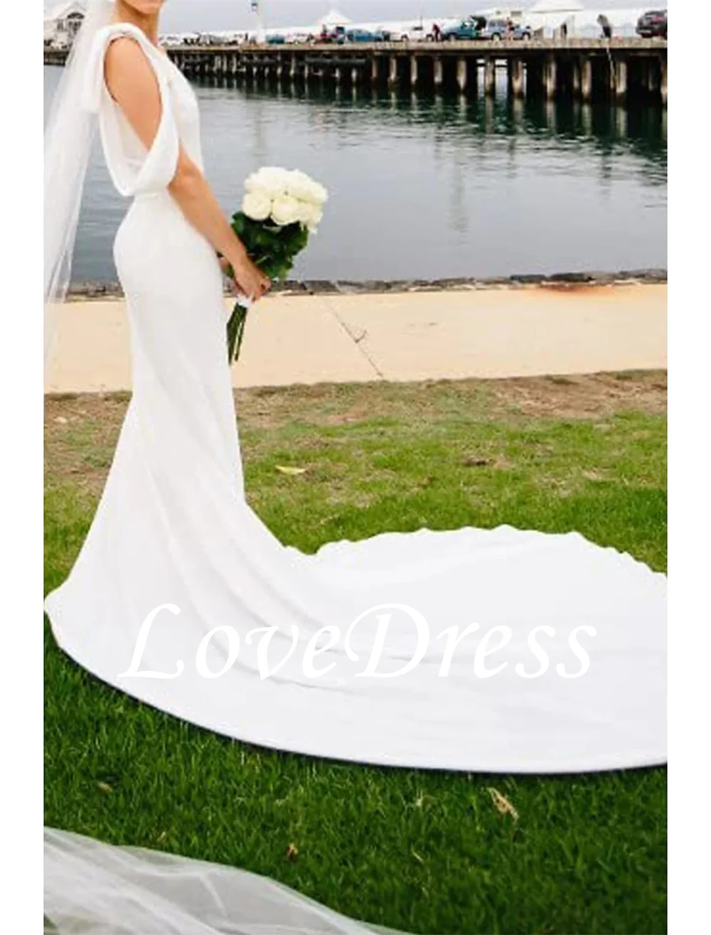 LoveDress Abiti da sposa eleganti a sirena con una spalla per le donne 2025 Abiti da sposa semplici senza maniche in spandex Robe personalizzati