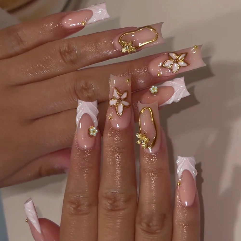 10Pcs/Set Handmade Medium-sized Almond 3d gel flower Golden French Press on nails，Leopard print and crystal embellishments view 2