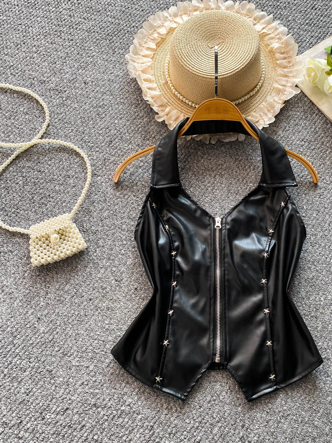 Sexy Sweet Spicy Millennium Feel Zipper V-neck Hanging Neck Top Women's Sexy Back Exposure Buckle Slimming PU Leather Top