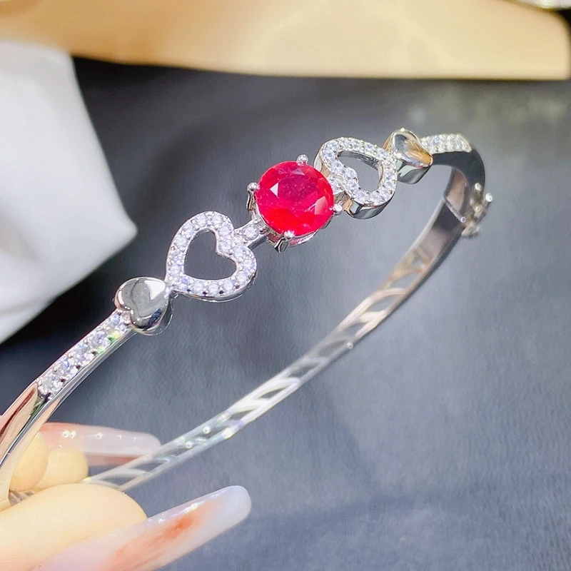 

New natural ruby bracelet simple and delicate 925 sterling silver lady's fire color is good