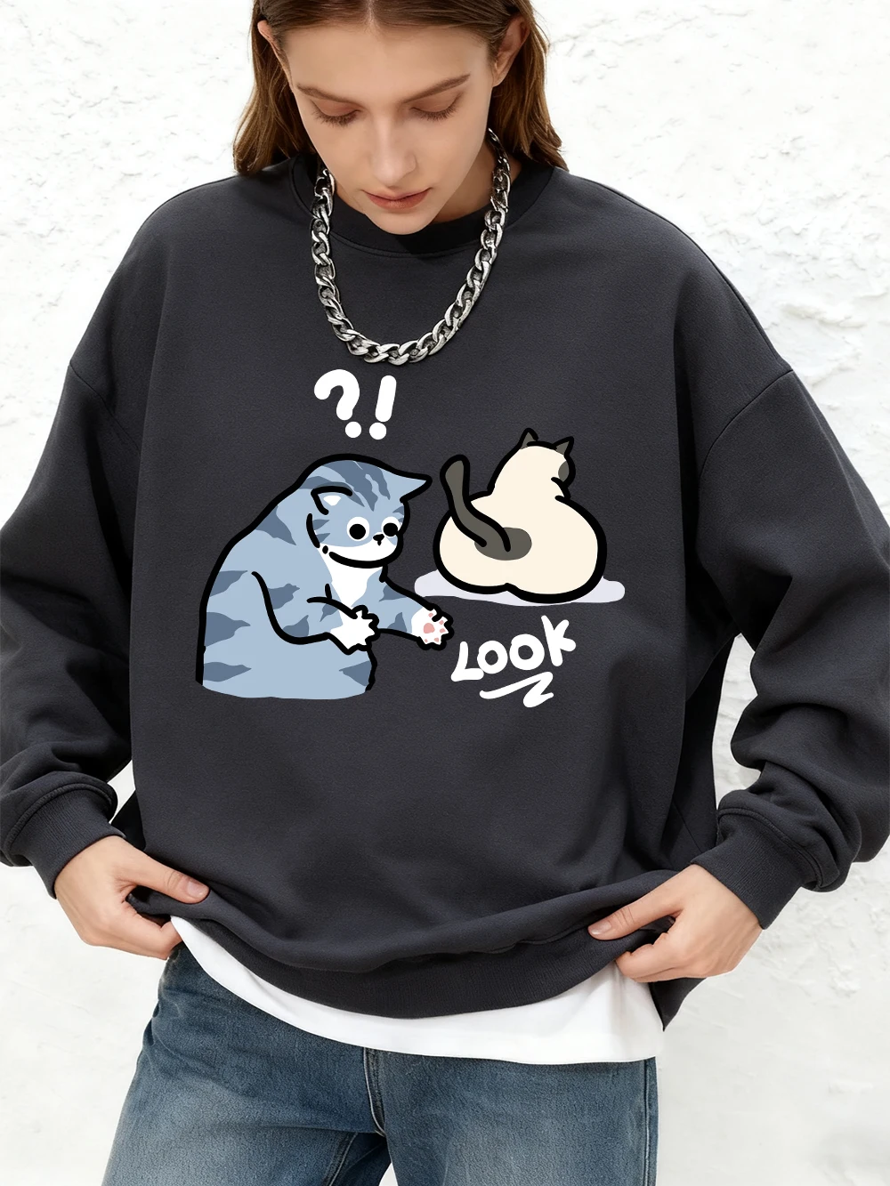 เสื้อสเวตเชิ้ตลายการ์ตูนแมวสุดเท่ห์สำหรับผู้หญิง สไตล์ลำลอง แขนยาว ทรงโอเวอร์ไซส์ เหมาะสำหรับฤดูใบไม้ร่วง