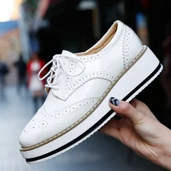 Women Casual Brogue Golf Sport Shoes White Lady Luxury Outside Grass Walking Sneakers Flats Golfing Shoes