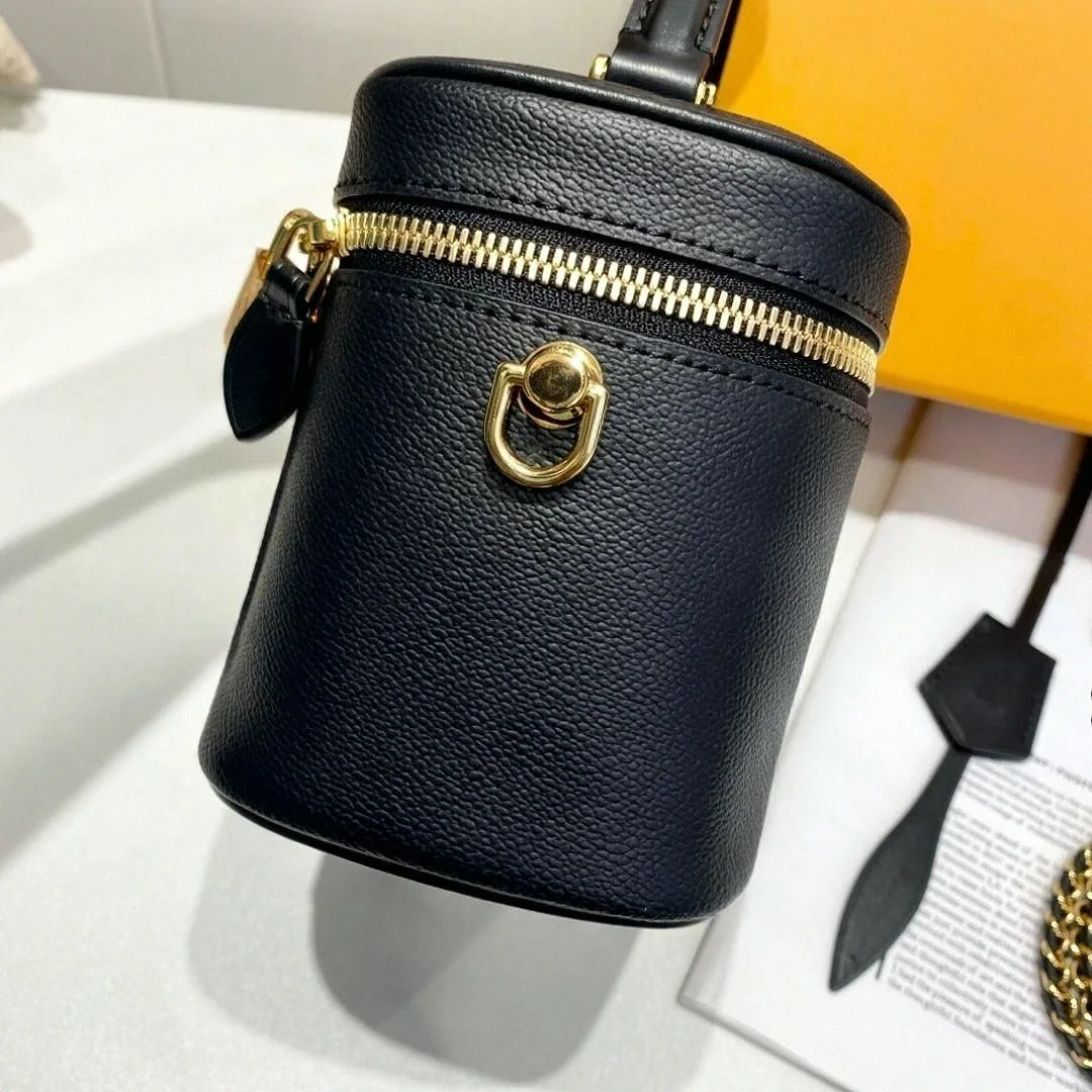 Crossbody Mini Sack Compact Solid Leather Mini Daily Carrier Portable Women Everyday Carry Ladies Side Satchel All-Match Style Four-Season Wear Daily Use Companion Bag For Short Suburban Casual Walks