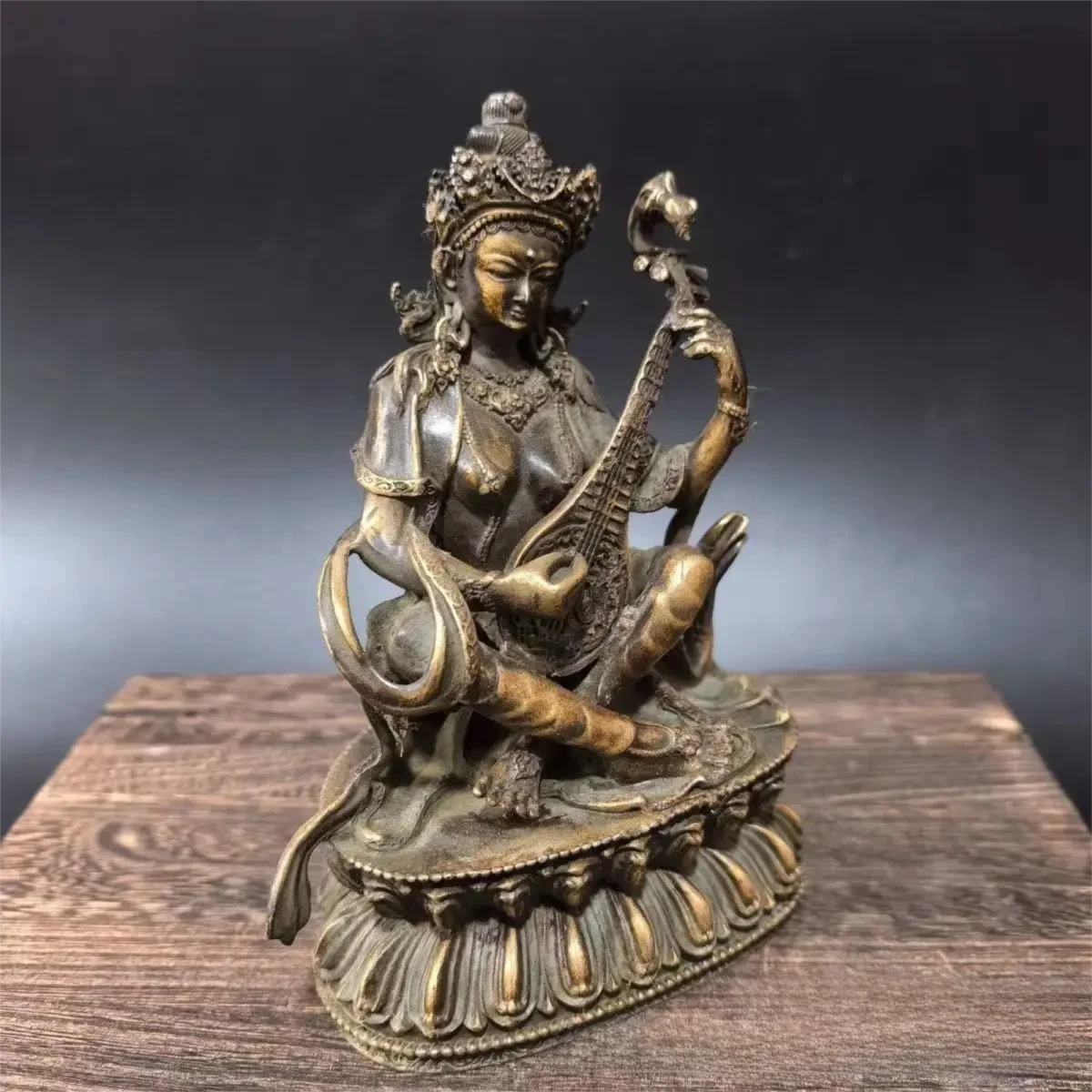 Retro Alloy Copper Saraswati Buddha Statue, Home Altar Worship & Collectible Ornament