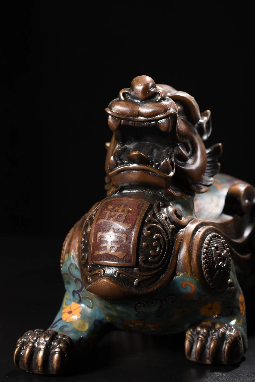Xizang Folk Bronze Cloisonne Enamel Flower Texture Pixiu Statue A Pair Brave Troops Amass wealth Ornaments