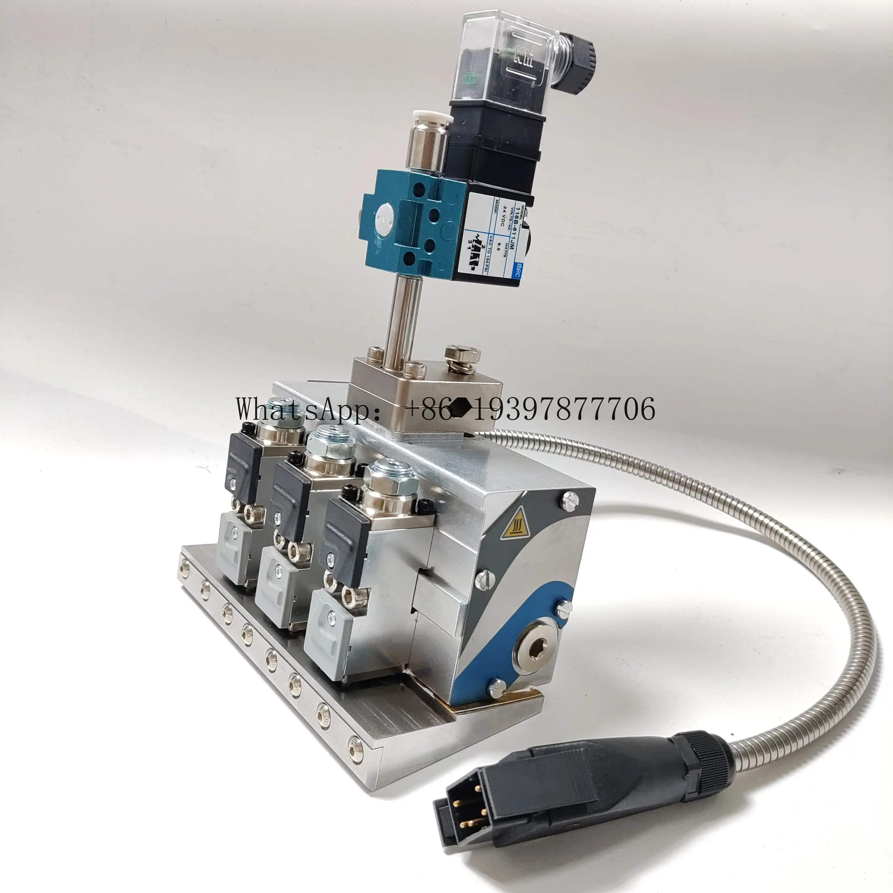 

Промышленный пневматический пистолет для горячего клея NI120 с автоматическим дозатором и датчиком