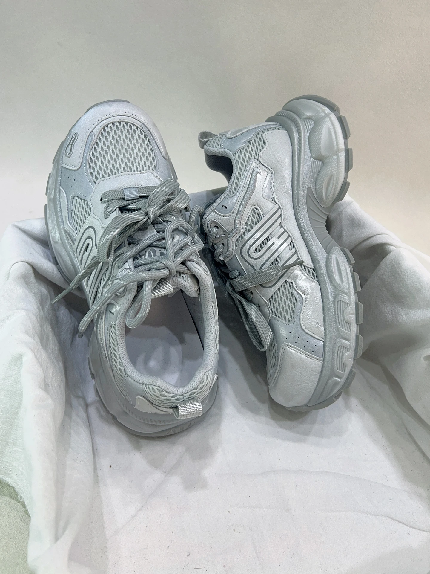 scarpe-da-corsa-traspiranti-da-donna-primavera-2026-nuovo-stile-low-top-in-mesh-migliorato-dad-shoes-con-suola-spessa-sneakers-sportive-casual