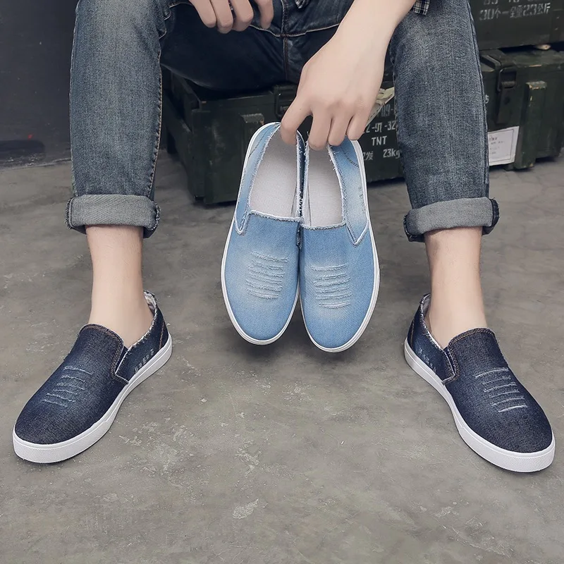 New Summer Men Shoes Breathable Slip-on Cut-out Denim Casual Canvas Shoes Flat Heels 2023