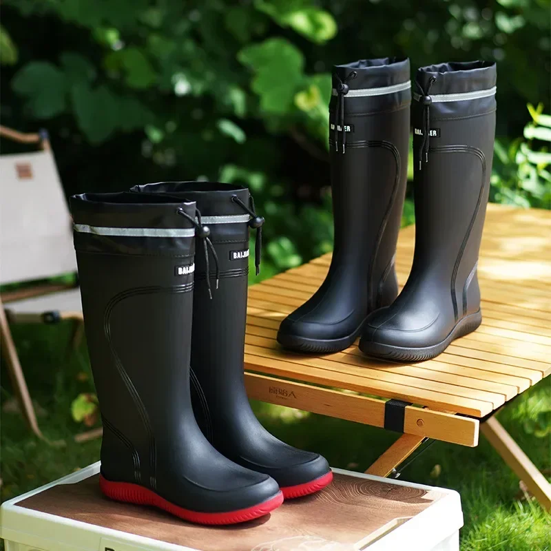 Botas de lluvia para hombre, zapatos de agua de tubo largo, zapatos de trabajo de seguridad impermeables antideslizantes, plataforma negra y roja,