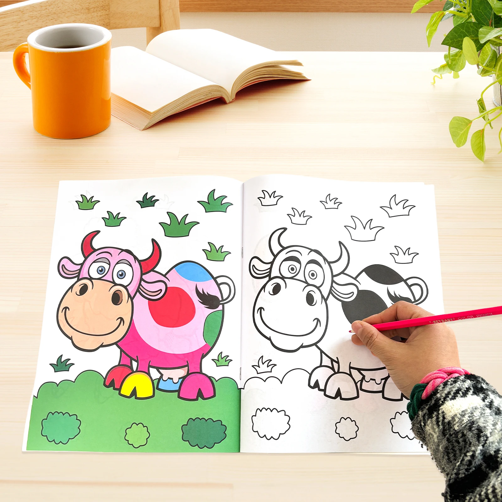 2h1 Children's Letter Coloring Book, Fun Drawing for learning English Letters, Educational books for children aged 3-6