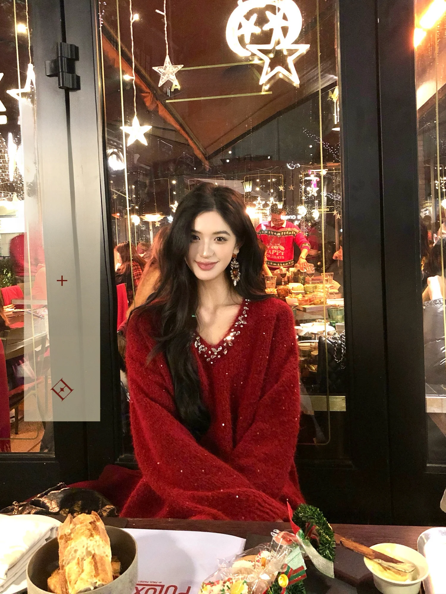 

Красный вязаный свитер с длинными рукавами для женщин, базовый слой для новогодних праздников, зимний повседневный топ с V-образным вырезом, стандартный крой