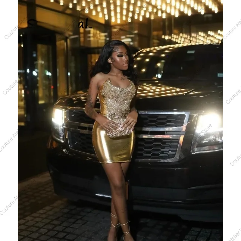 

Sexy Gold Crystals Short Prom Dress Glitter Diamonds Beads Mini Cocktail Dress Birthday Party Dress Leather Customized