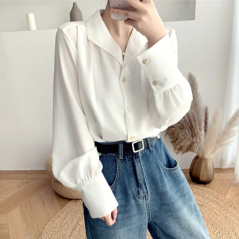 

Женская блузка из ацетатного атласа, новинка 2026 года, модная весенняя коллекция, белая, солнцезащитная, в японском стиле, с коротким рукавом, стандартный крой