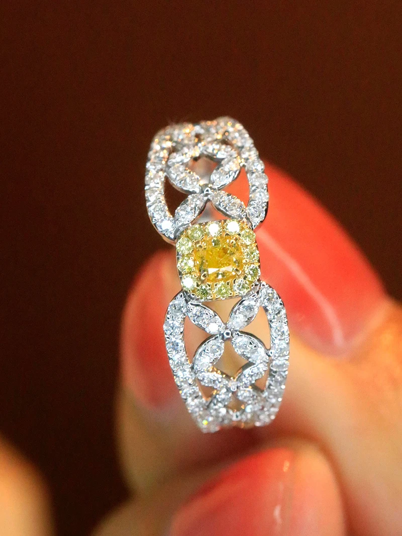 LUOWEND 100% 18K White Gold Rings Vintage Palace Style Real Natural Yellow Diamond Cocktail Ring for Women High Party Jewelry