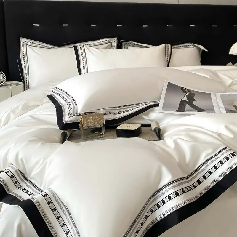 White Egyptian Cotton Bedding Sets Luxury Black Stripe Embroidery Duvet Cover Set Bed Sheet Pillowcases Solid Color Home Textile