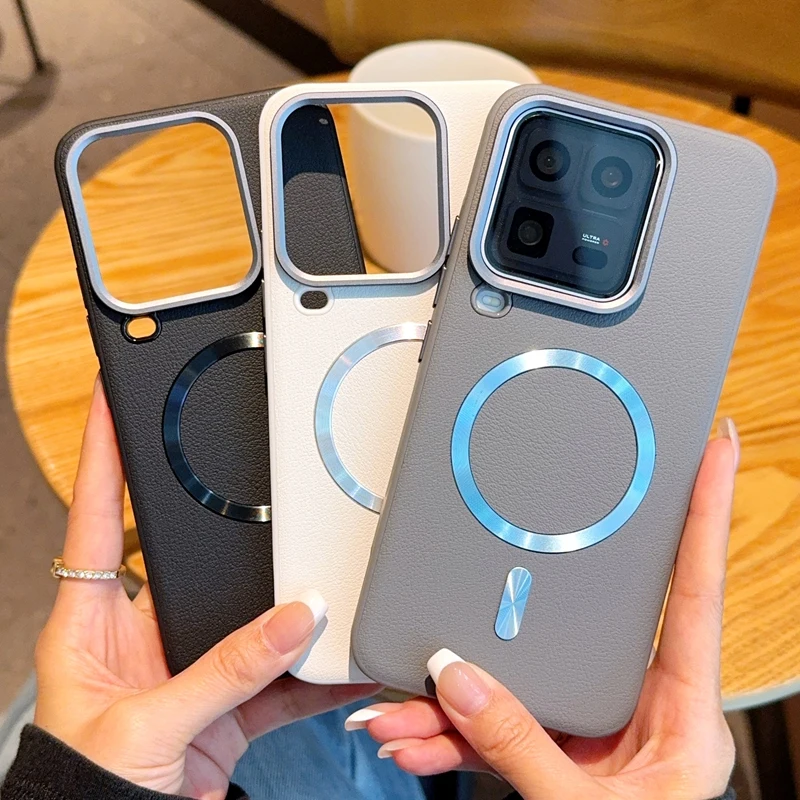 

For vivo iQOO 15 Ultra Gold Armor CD Texture Magnetic Case, Creative Design with Tail, Luxury High-End Full Protection Cover