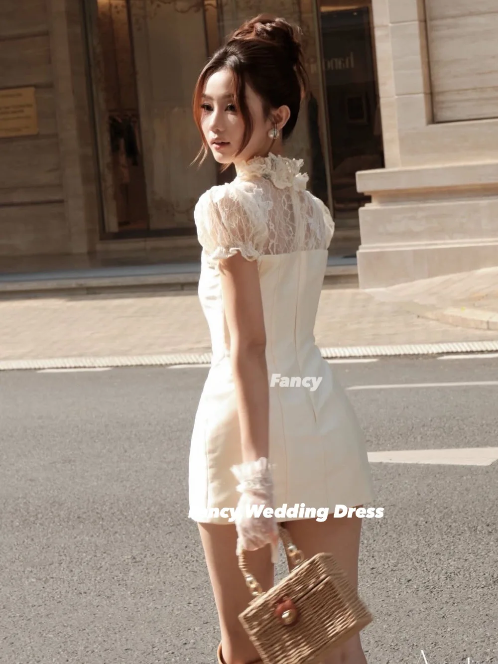 Fancy Elegant High Neck Lace Women's Formal Evening Gowns A Line Soft Satin Evening Dresses Mini Short Back Zip Customized