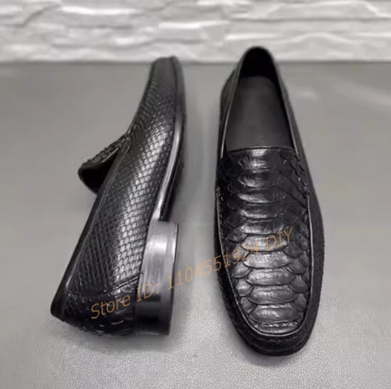 

Men Black Leather Stone Pattern Gentleman Round Toe Flats Business Work Slip On Party Wedding Shoes Formal Shoes Men Gifts