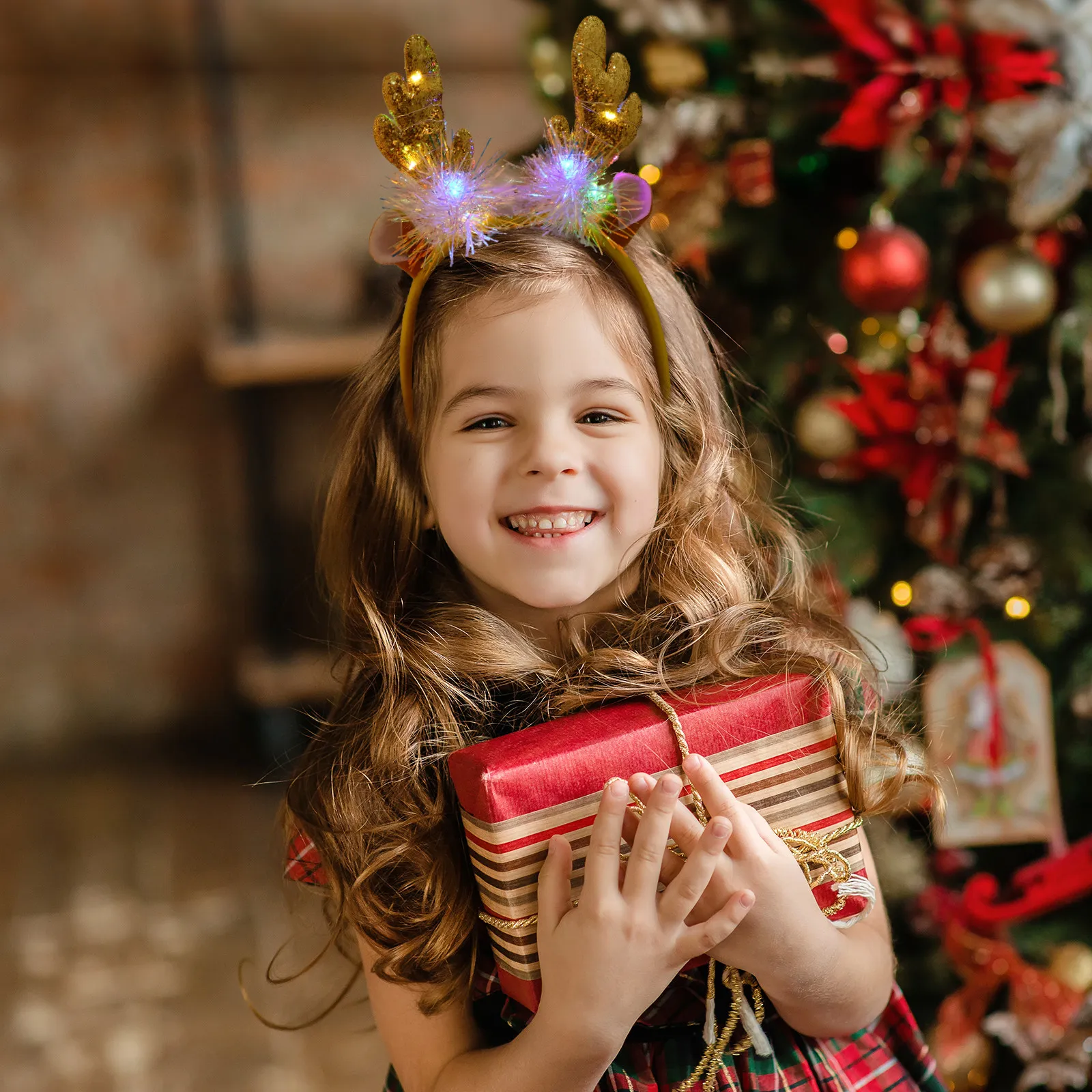 

Набор из 9 рождественских аксессуаров для волос: праздничные повязки на голову, милые праздничные украшения для волос для взрослых, рождественские головные уборы