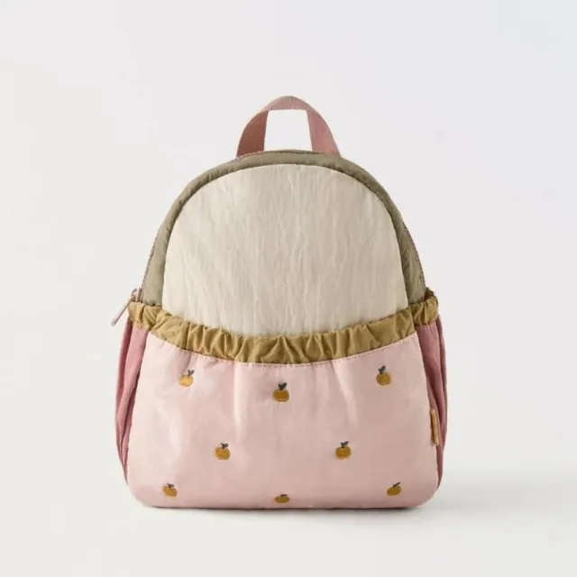 Nowy, haftowany plecak szkolny dla dzieci Little Apple, modny, lekki, stylowy plecak do przedszkola.