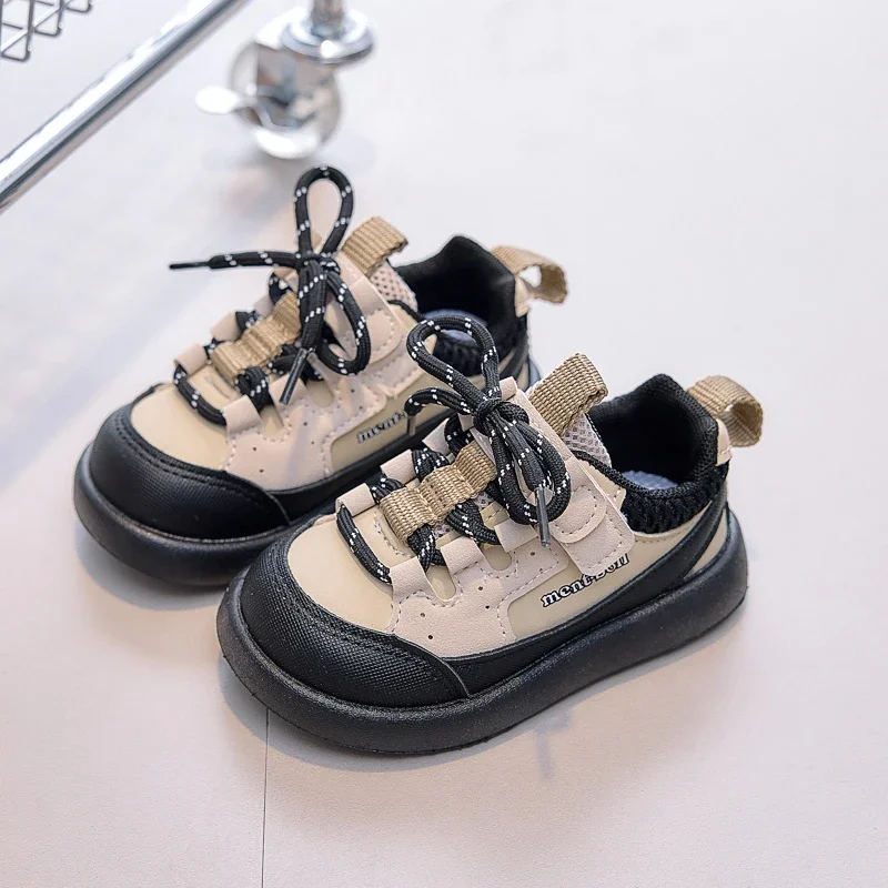 2025 Autumn Kids Running Shoes Toes Capped Children Casual Sports Shoes Soft Bottom Boys Girls Leather Shoes Non-slip Handsome