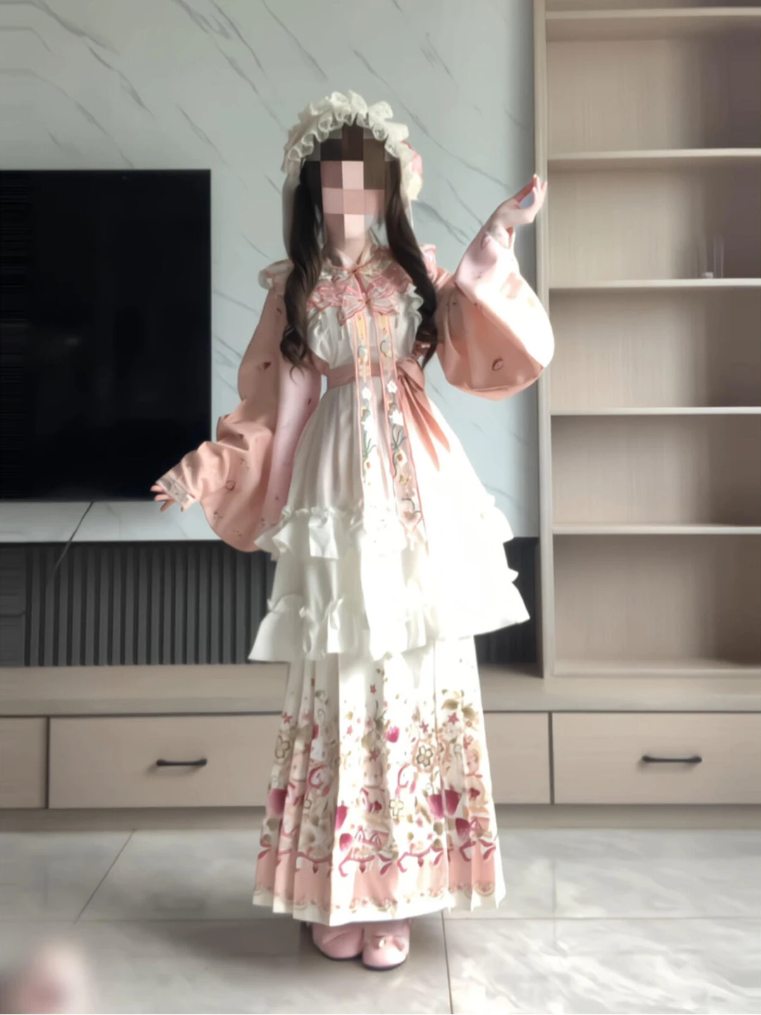 Pink Embroidered Ming Dynasty Hanfu Women's Lolita Skirt Cloud Shoulder  Tail Skirt Cute Sweet Daily Style Traditional C...