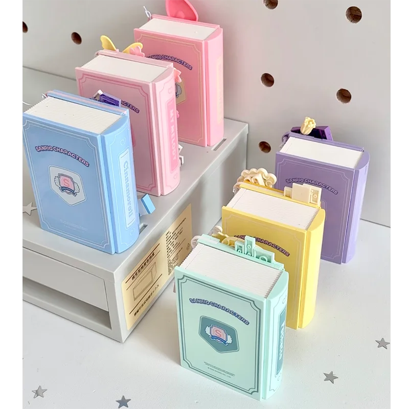 

AREAX Sanrio Building Block Book Blind Box Hello Kitty Kuromi Assembled Ornament Birthday Gift Desktop Decoration Collectible