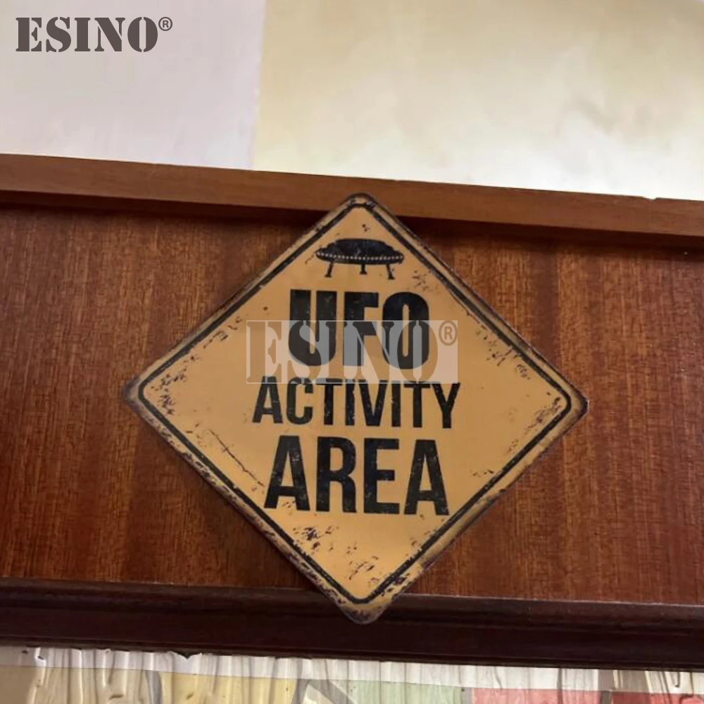 تصفيف السيارة الإبداعية مضحك منطقة تحذير 51 الغريبة UFO منطقة النشاط الكرتون البلاستيكية ملصق مقاوم للماء جسم السيارة ملصق نمط الفينيل #2