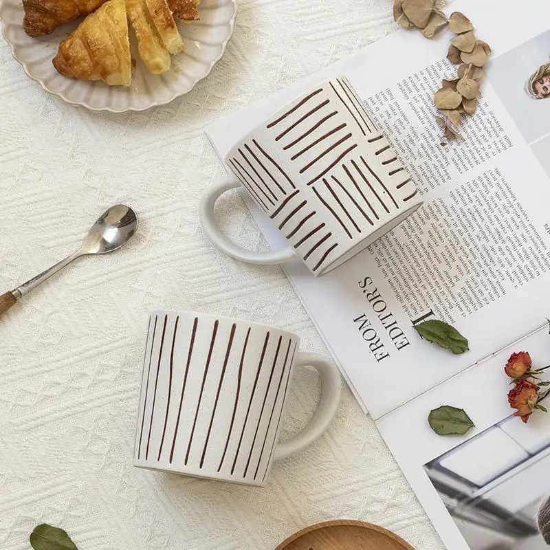 

Retro Minimalist Lines, Coffee Colored Creative Ceramic Mugs, Couple Pairs, Handmade Gifts, Activity Cups