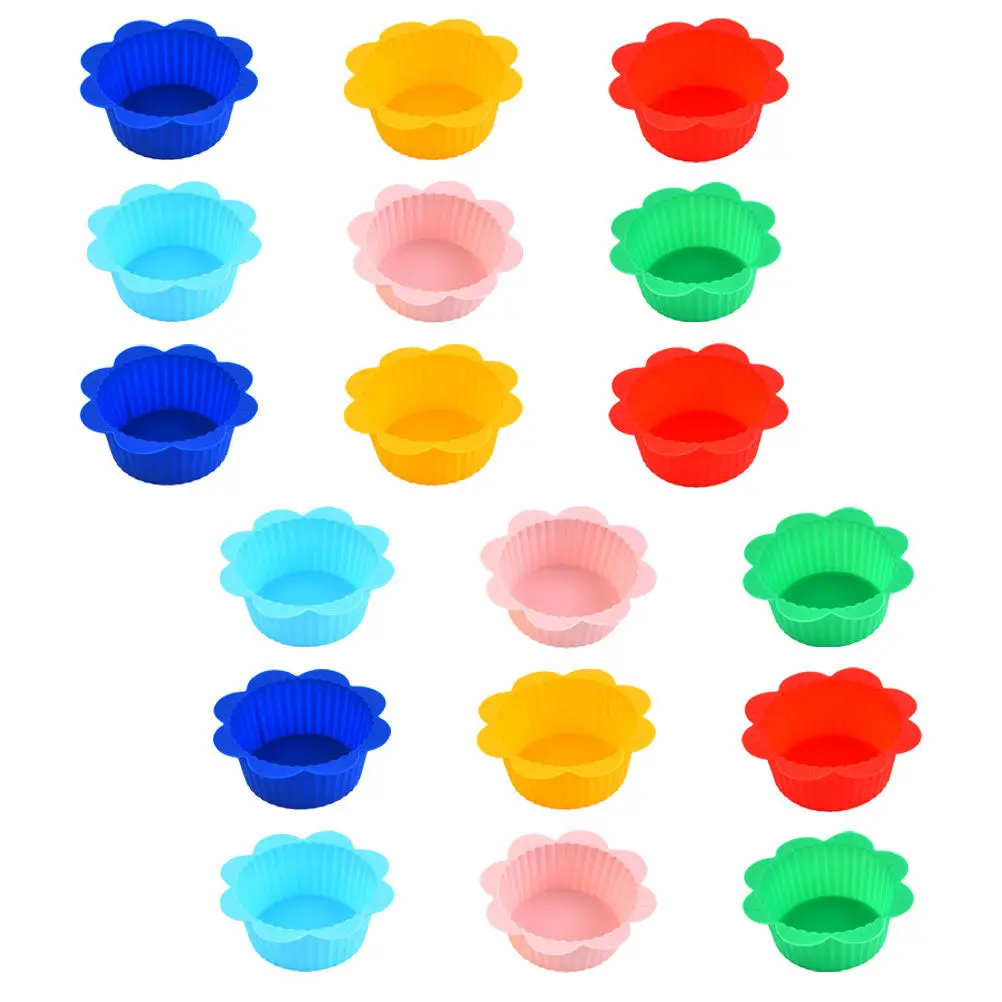 18Pcs Silicone Muffin Liners Reusable Flower-Shaped Baking Cups for Muffin Pan Cupcake Pan Oven Microwave Refrigerator