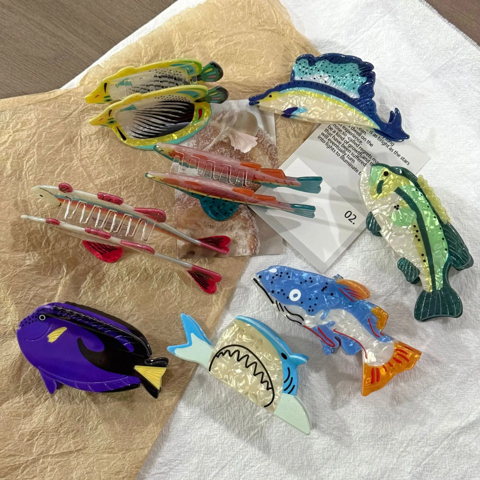 2025 ใหม่Ocean SeriesอะคริลิคผมClawสัตว์Tropical Fish Clawคลิปฤดูร้อนปูคลิปผมสําหรับหญิงสาวอุปกรณ์เสริมผม