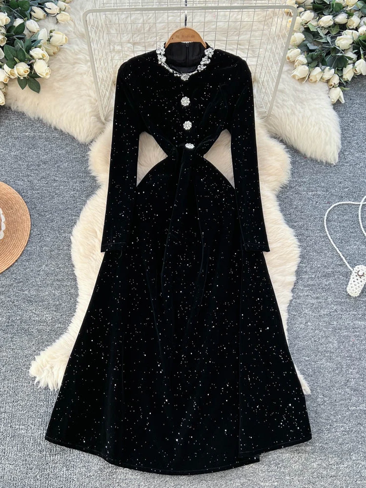 

Autumn Winter French Diamond Studded Round Neck Velvet Long Sleeved Dress Women's New Fashionable Black Elegant Party Dress S293