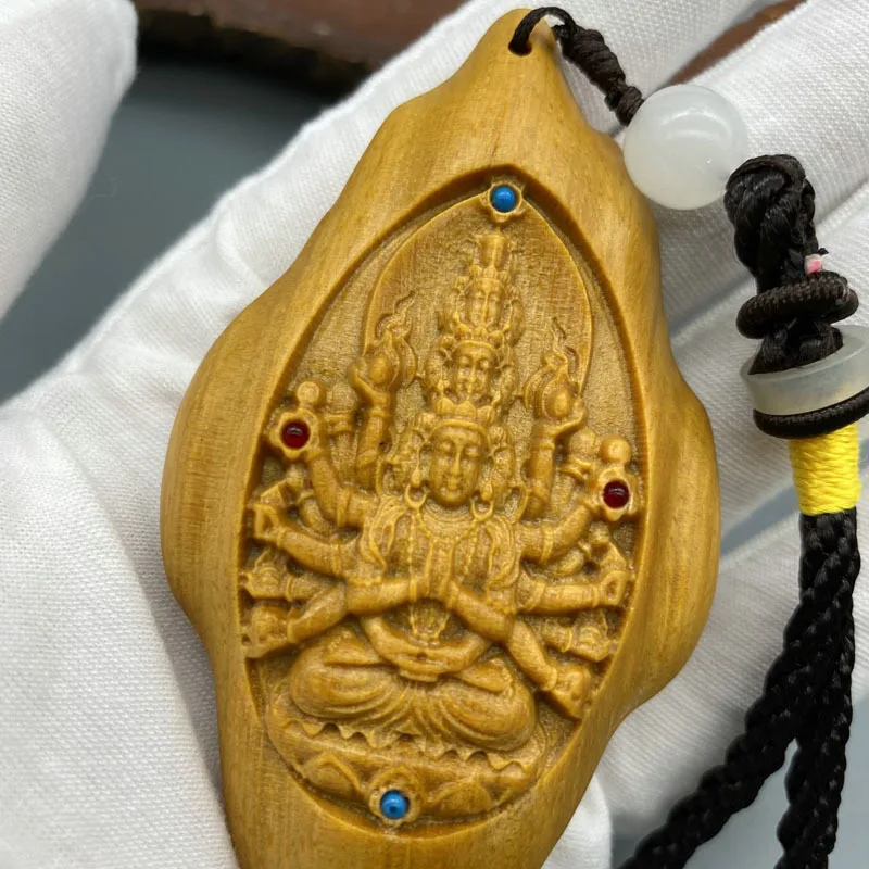 Imitation Old Sandalwood Thousand‑Hand Guanyin Pendant Creative Wood Carved Inlaid Home Decor Business Hanging Ornament Gift