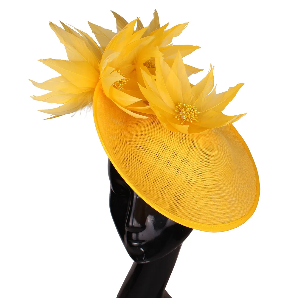 

Модная женская шляпа Sinamay Fascinator, большая шляпа с перьями и цветком, дерби, шапка-хоп, заколка для волос для коктейльной вечеринки, свадьбы, церкви, головные уборы