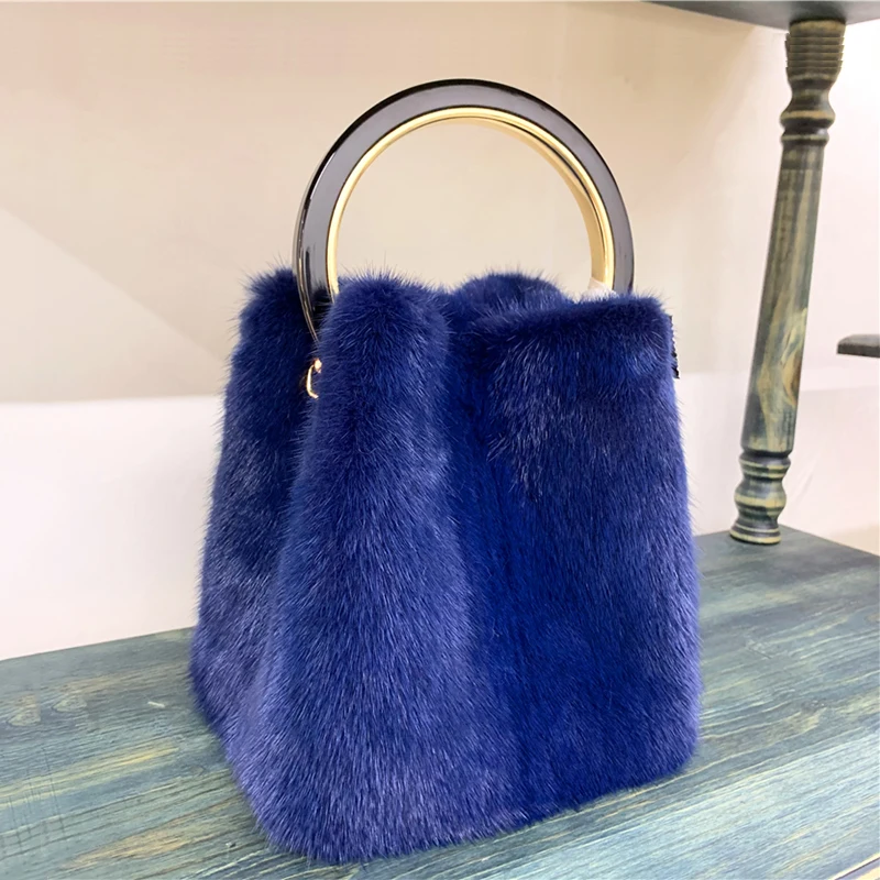 

Senior Female Minks Leather Bag Large Capacity Mink Leather Bag Party Fashion Luxury Designer Fur Handbag Winter Novelty 2024