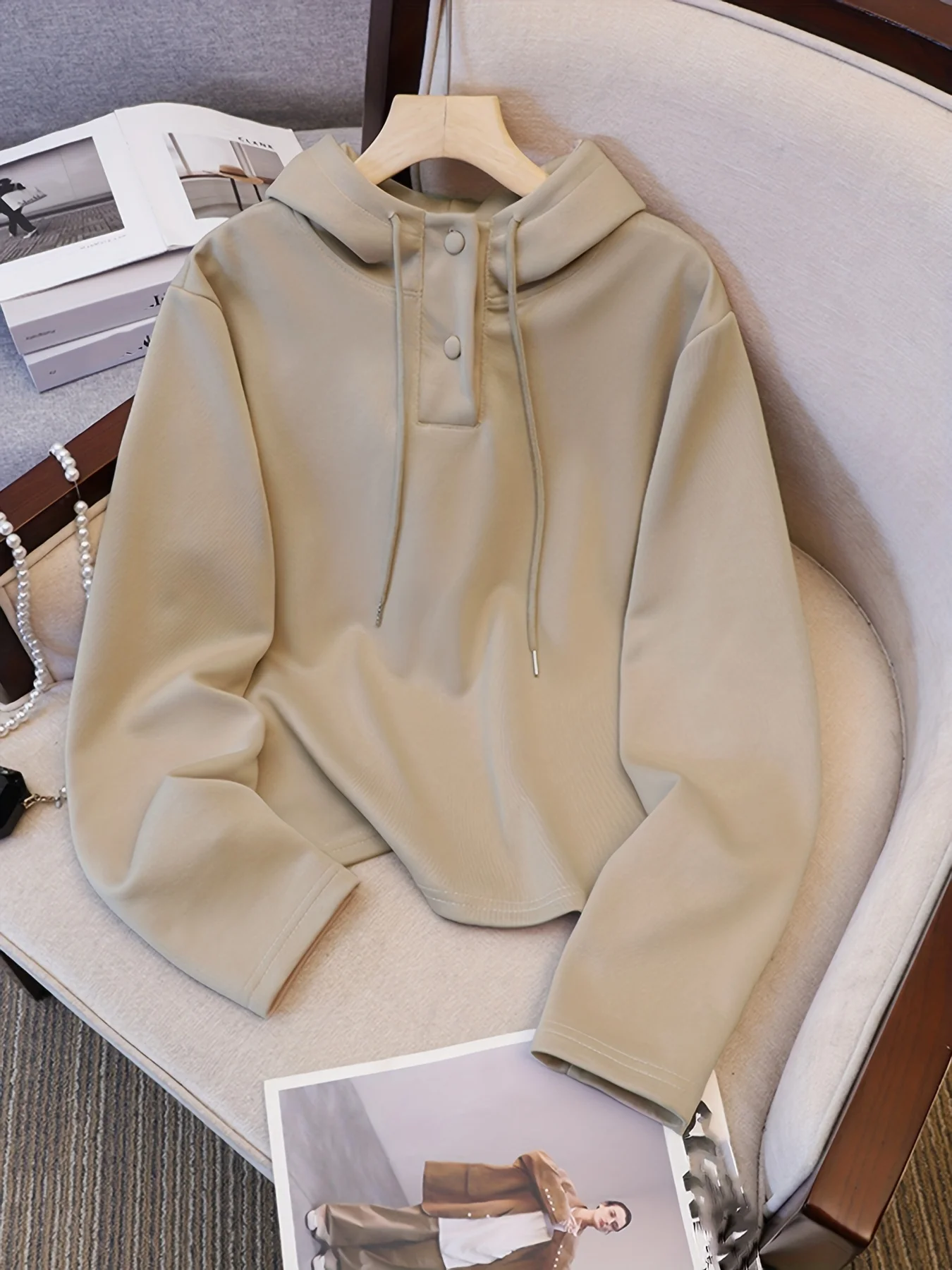 Meilade レディース カジュアルスタイルの服装 春と秋の新作ファッション フード付き薄手スウェットシャツ 無地 ツーピースセット レディーススポーツウェアセット 春と秋の新作カジュアルファッション ツーピーススウェットシャツ ヨーロッパスタイル 小柄な女性に人気