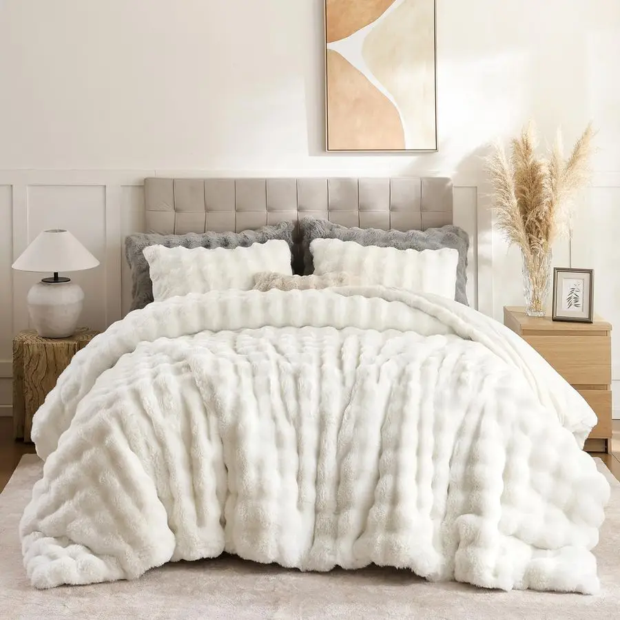 

Fluffy Comforter Set Queen Size Soft Fuzzy Faux Fur Comforter, Ultra Plush White Comforter with Flannel Back, Warm Yet Lightwei