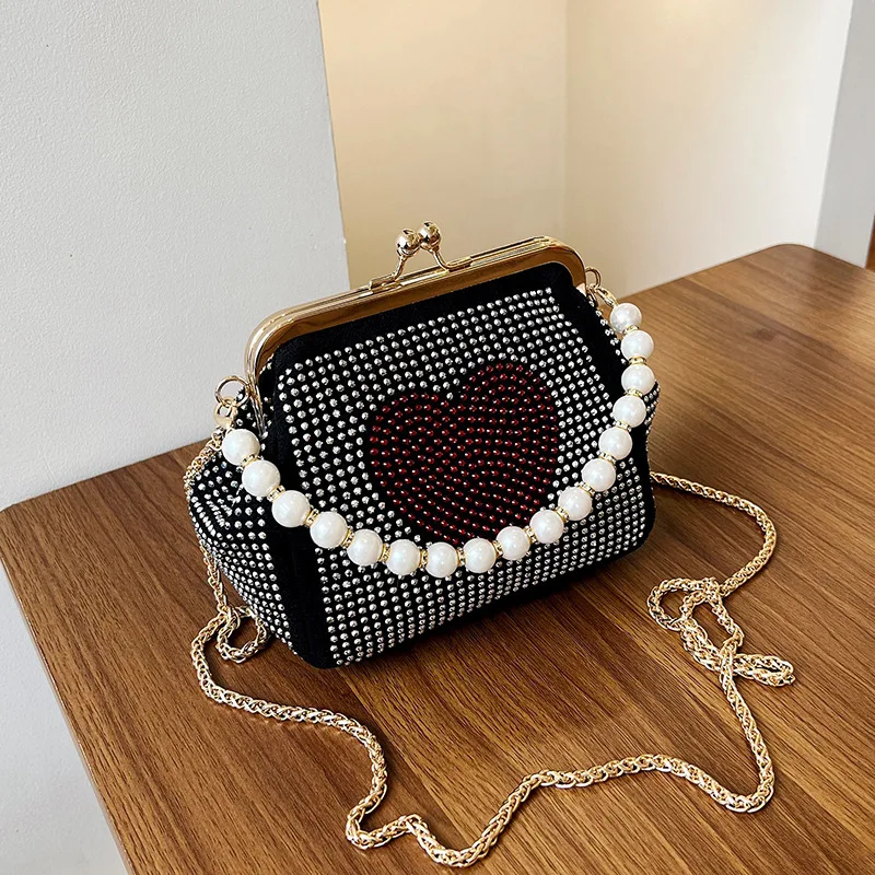 

Diamond studded love heart New Women Texture Dinner Chain Strap Single Shoulder Crossbody Women's Bag exquisite