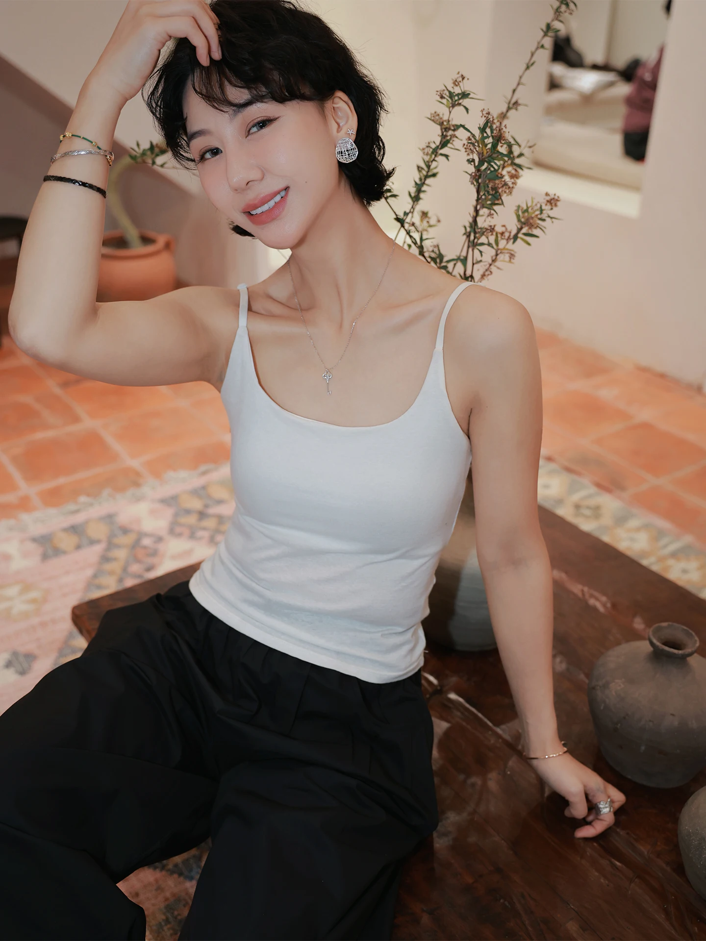 

Женская повседневная майка-топ из ламинированной льняной смеси TT с регулируемыми бретелями, U-образным вырезом, тонкая, стандартной длины