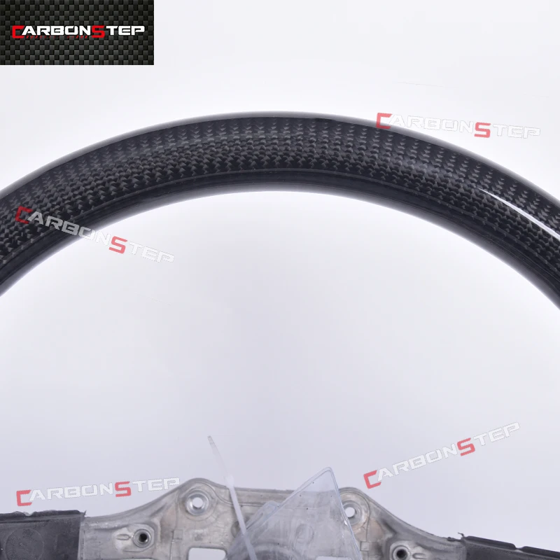Low Price Carbon Fiber Steering Wheel in Stock for Mercedes-Benz W118 S320 GTS C218 C220 GLK X204 ML W163 CLS C219