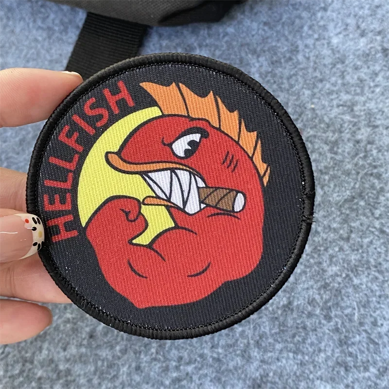 Parche táctico Hellfish con gancho y bucle para ropa y mochila - imagen 4