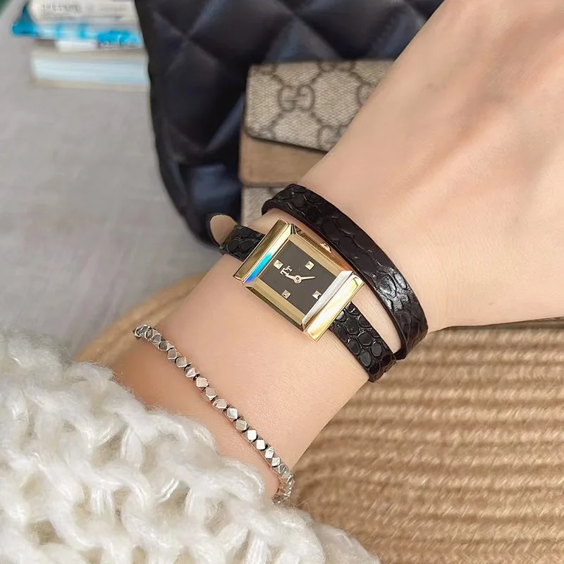 Nuovo orologio quadrato piccolo stile retrò popolare orologio al quarzo da donna elegante semplice tendenza classica regalo di compleanno impermeabile automatico