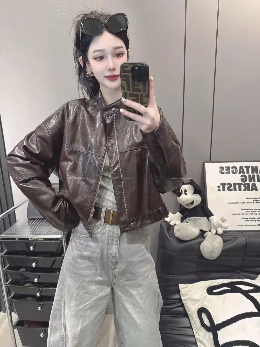 

Early Spring 2025 Vintage Hong Kong Sle Motorcycle Genuine Leather Jaet Women's Coat Long Sve Commute Faion