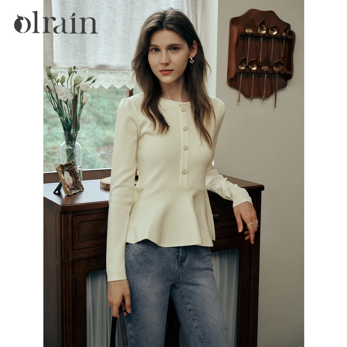 OLrain French Elegant Sweaters for Woman 2025 Autumn O-neck Slim Fit Pullovers Solid Long Sleeve Knitted Female Tops O57QM66599