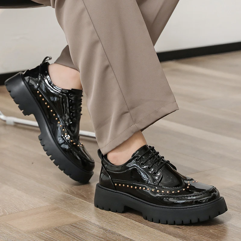 Men Derby Shoes PU Splicing Rivet Decoration Thick Bottom Fashion Classic Men Shoes Size 38-46